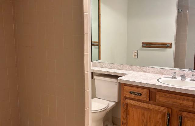 33 Elm St - 33 Elm Street, Madison, NJ 07940 33 Elm St - 33 Elm Street, Madison, NJ 07940