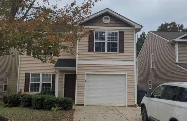 5827 KELDEN WALKER LN - 5827 Kelden Walker Lane, Charlotte, NC 28269