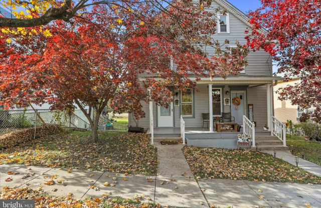 210 LINDEN Avenue photos photos