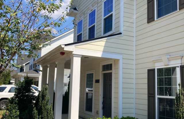 Williamson County Home! Minutes to Downtown Franklin Gallery 3