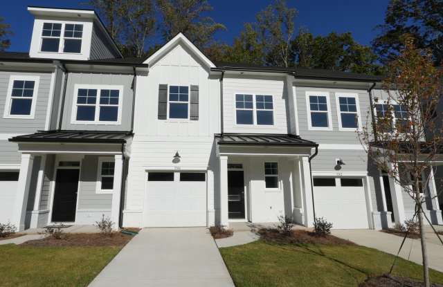 3BR w/ Garage  W/D in Charlotte (28269) - 3146 Finchborough Court, Charlotte, NC 28269