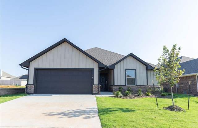 Brand New 4 Bedroom 2 Bath Home in Mustang Schools Gallery 3
