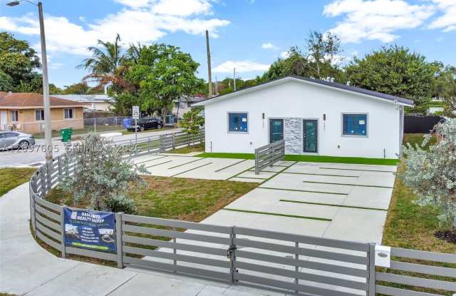 1397 NW 40th St Gallery 2
