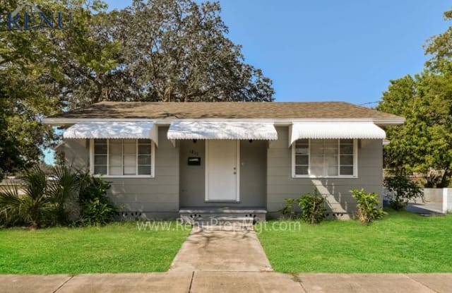 1831 40th Street South - 1831 40th Street South, St. Petersburg, FL 33711