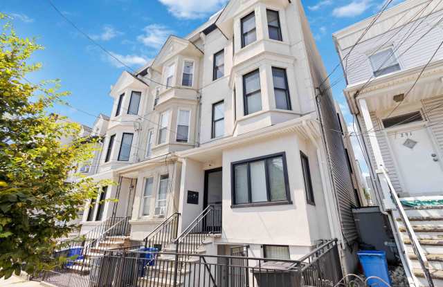 289 WEBSTER AVE - 289 Webster Avenue, Jersey City, NJ 07307