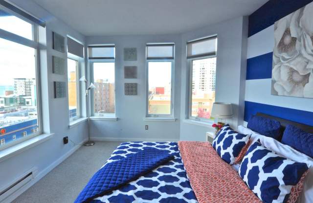 2424 1st Ave Gallery 4
