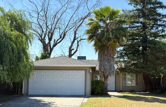 Updated 3 Bed, 2 Bath Single-Story Home photos photos