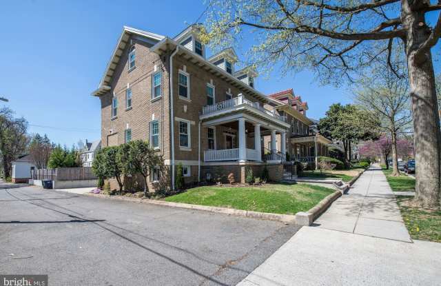 1602 VARNUM STREET NW Gallery 2