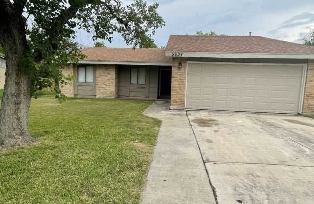 5634 LARKMEADOW DR Gallery 1