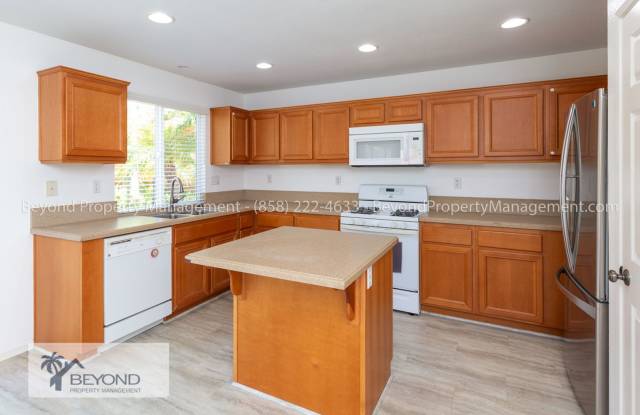 ***SOLAR***GATED ACCESS***2 CAR GARAGE***PRIVATE BACKYARD photos photos