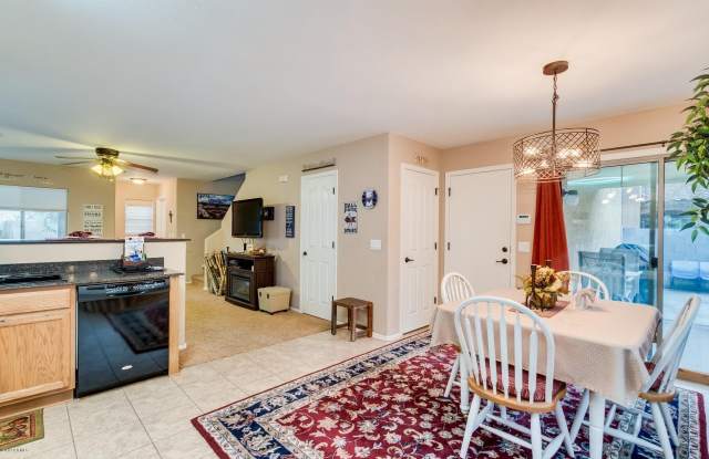 10829 W MARIPOSA Drive Gallery 3