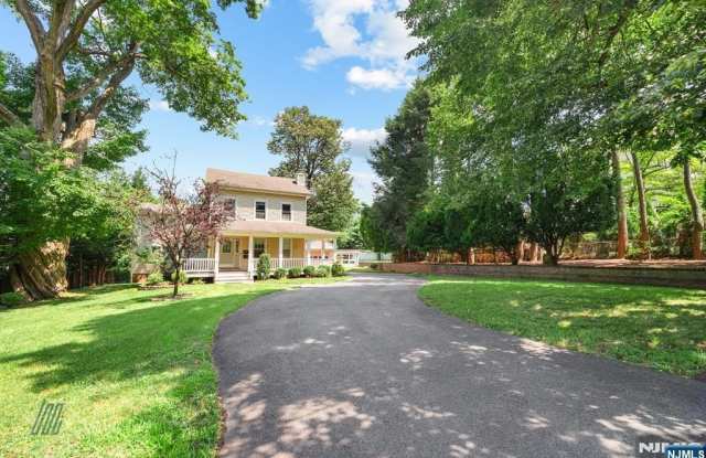 312 W Madison Avenue 2nd Floor photos photos