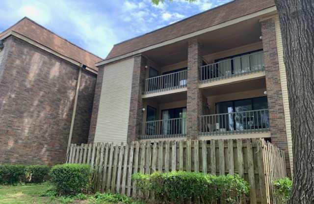 1BD/1BA Condo located in Germantown! photos photos