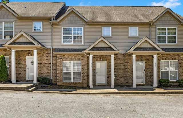 Prime Greenville Location | Spacious 2-Bedroom Townhome | Private Fenced Patio Gallery 4