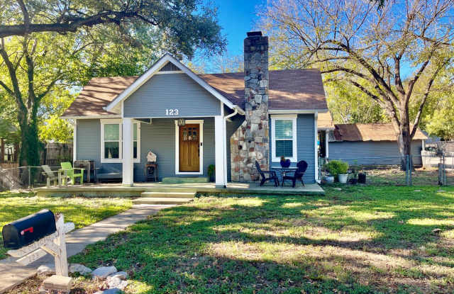 Historic Landmark Meets Modern Farmhouse Charm in San Marcos photos photos