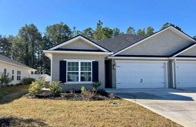 3BR/2BA Duplex Offering to Waive Pet Fee Gallery 1