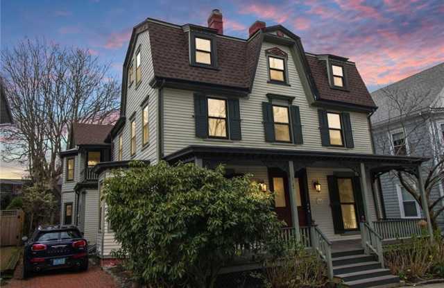 7 Bull Street - 7 Bull Street, Newport, RI 02840