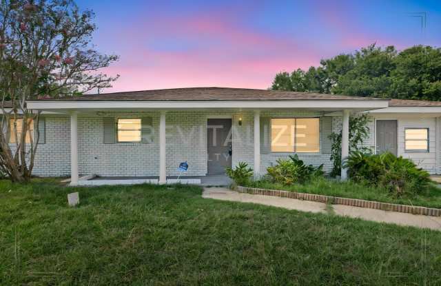 4BR/2BA Brick Home – Gulfport, MS photos photos