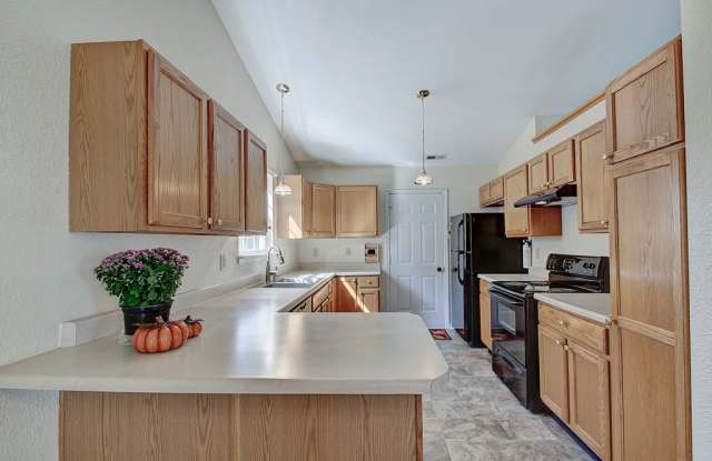 5449 Montavia Circle Gallery 3