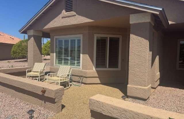 Lovely updated 3 bed 2 bath home in Leisure World a 45+ Active Adul Resort Community. Available June through October 2026.(summer rental only) Gallery 3