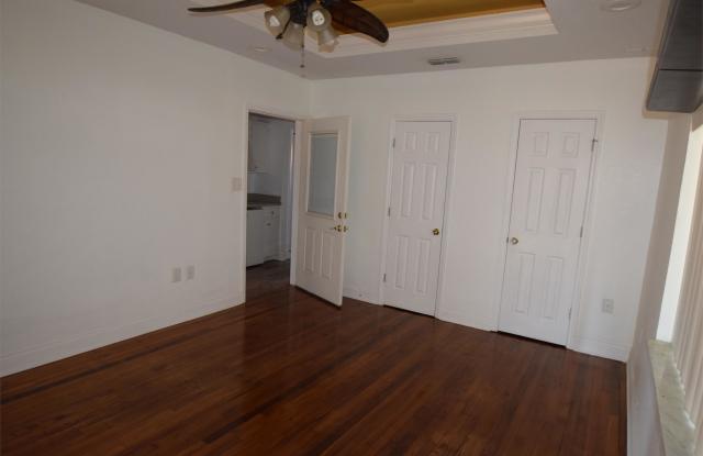 207 North Church Avenue - 3 Gallery 3