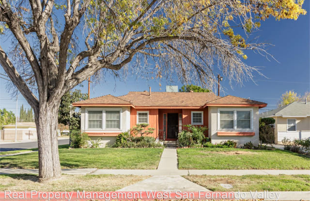 10454 Dempsey Ave - 10454 Dempsey Avenue, Los Angeles, CA 91344