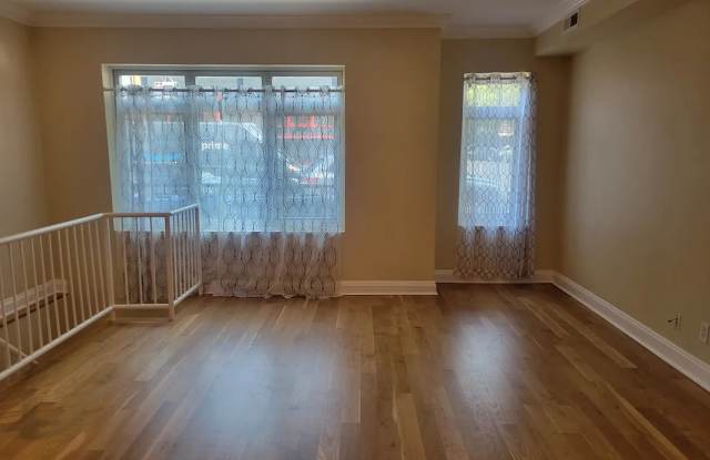 75 Kingsland Ave photos photos