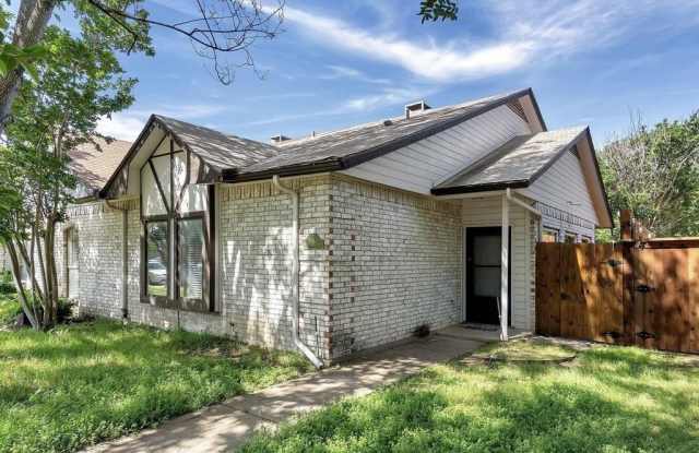 2931 Northrope Street Gallery 3