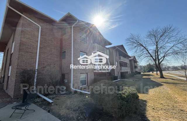 7815 Douglas Ave photos photos
