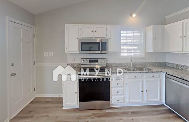 1208 Spruce Dr Gallery 4