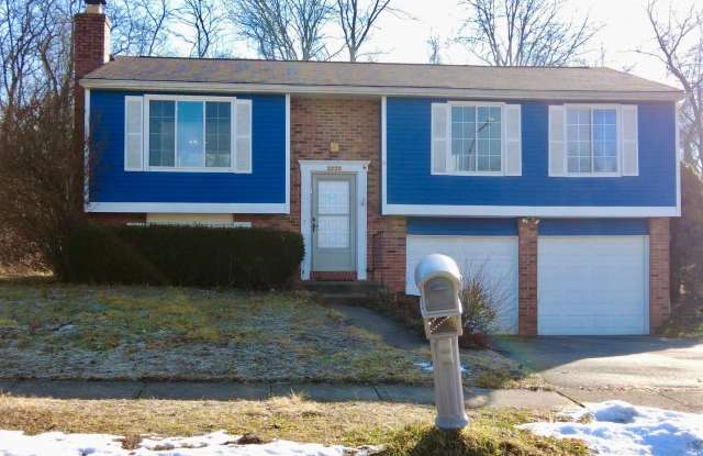 Spacious 3BR Bi-Level Home with 2-Car Garage in Reynoldsburg – $1,850/mo photos photos