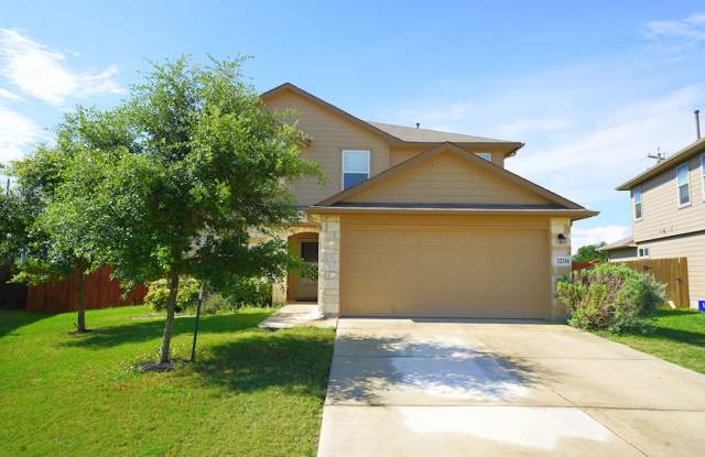 Gorgeous Selma Living with a Inground Pool! Realtor Commission: $625 photos photos