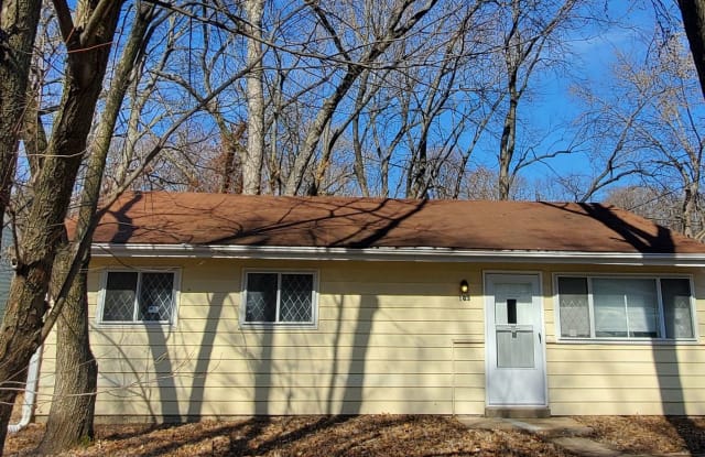 109 Young Dr - 109 Young Drive, Hazelwood, MO 63135