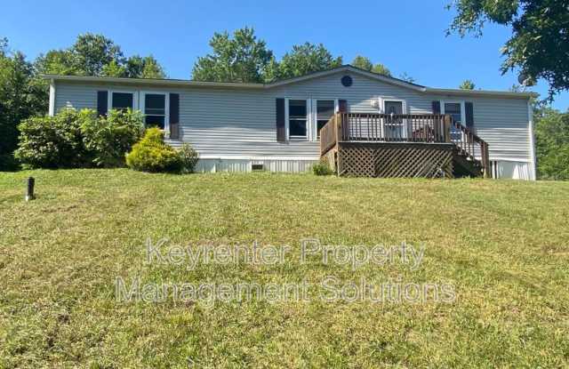2251 Howardsville Turnpike - 2251 Howardsville Turnpike, Augusta County, VA 22952