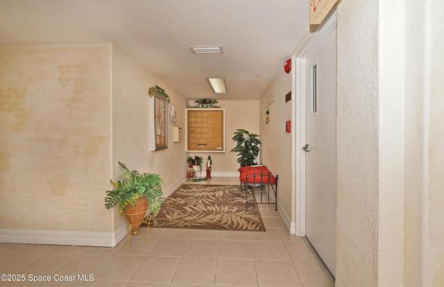 8922 Laguna Lane Gallery 4