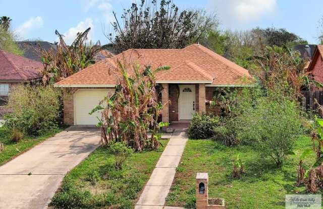 365 MANGO LN. photos photos