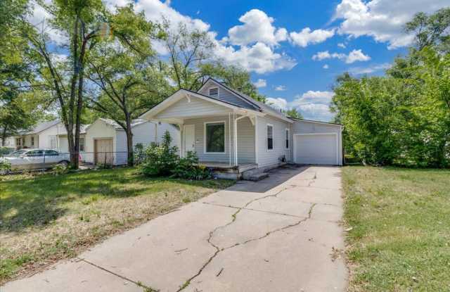 2 Bedroom 1 Bath with attached garage. Move In ready Southeast Wichita photos photos 2 Bedroom 1 Bath with attached garage. Move In ready Southeast Wichita photos photos