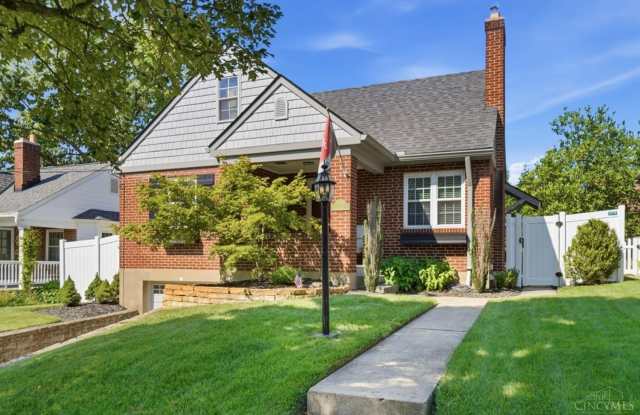 4133 Club View Drive Gallery 4