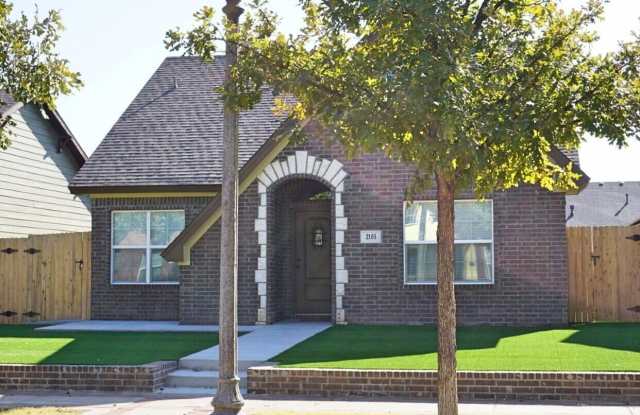 2119 9th Street photos photos