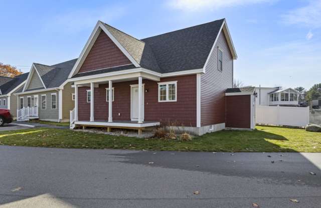 6 Trinity Wy - 6 Trinity Way, Old Orchard Beach, ME 04064