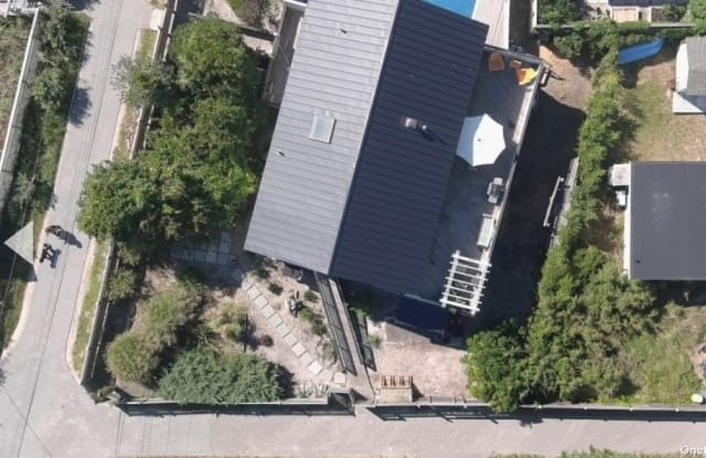 29 Ivy Avenue - 29 Ivy Avenue, Fire Island, NY 11770