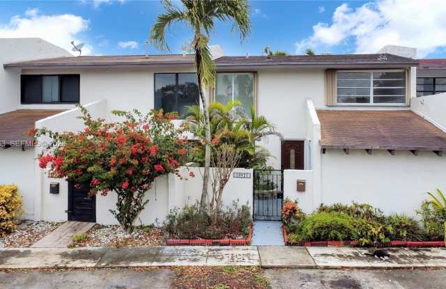 10921 SW 70th Ter photos photos