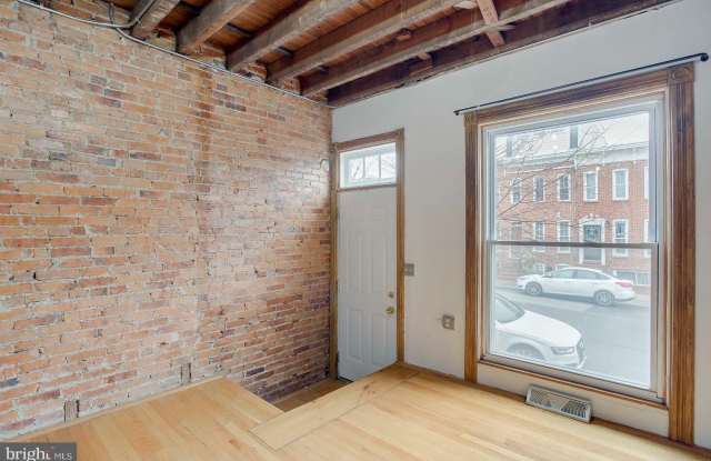 625 E CLEMENT STREET Gallery 3