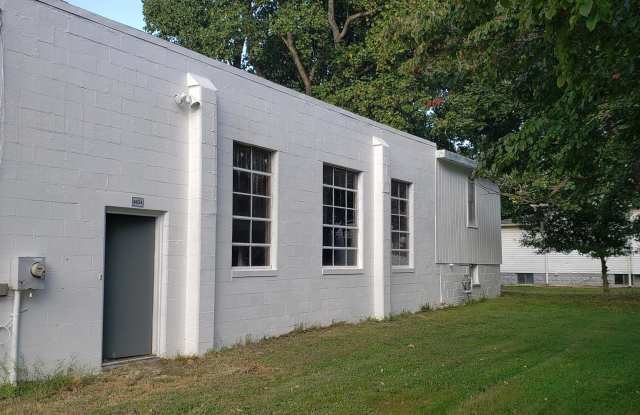 4834 E. LANDIS AVE. Gallery 3