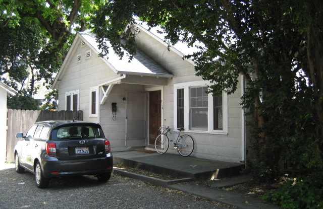 Charming House Located Steps From UCD photos photos Charming House Located Steps From UCD photos photos