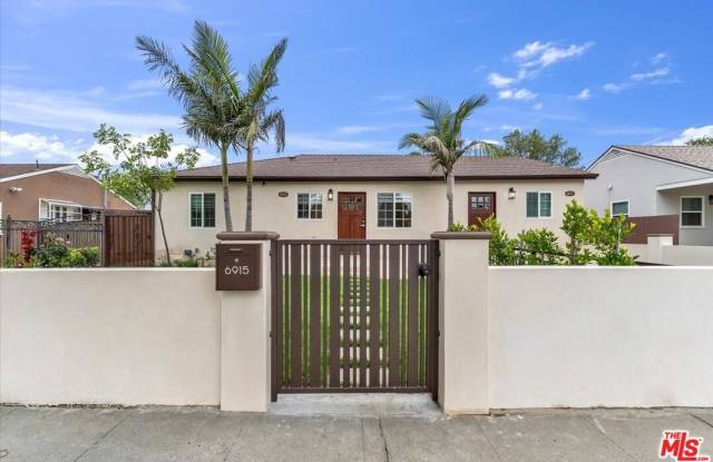 6915 Encino Ave photos photos