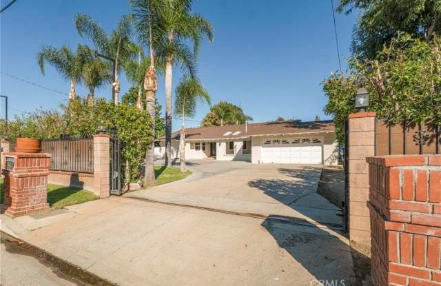 8558 Paso Robles Avenue photos photos