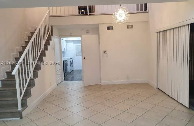 3551 NW 95th Ter Gallery 4