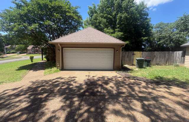 8330 Nordmore Cv Gallery 2