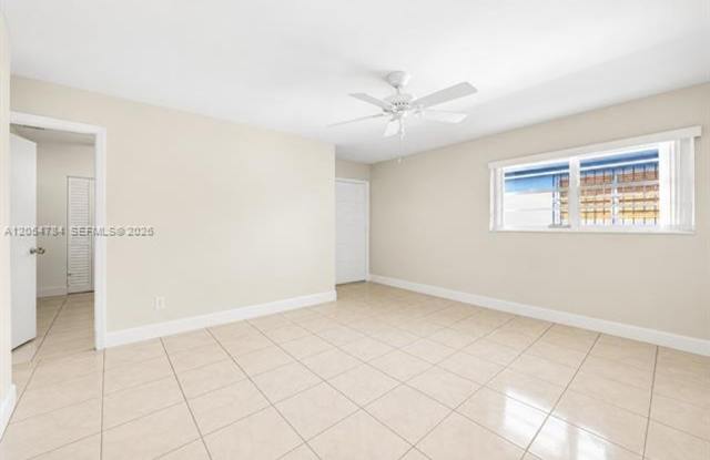 3231 SW 25th St cu-2, Miami, FL 33133 Gallery 4